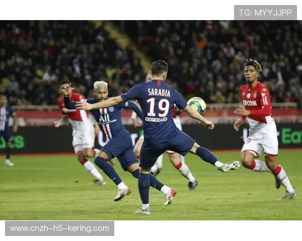 巴黎前场三人联系紧密，进攻压迫感持续增加——在风云变幻的法甲赛场上的全方位解码